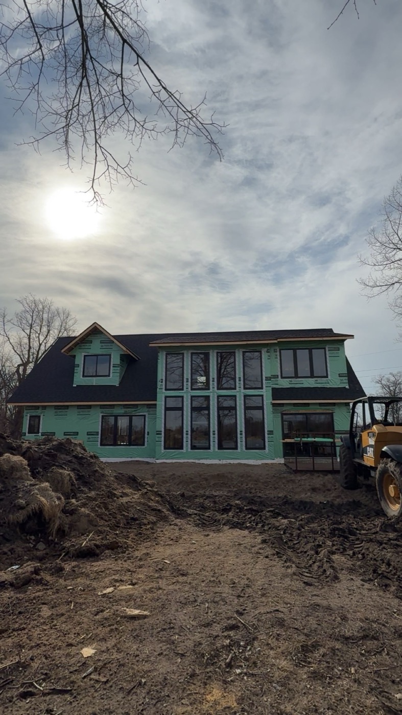 New lake home build